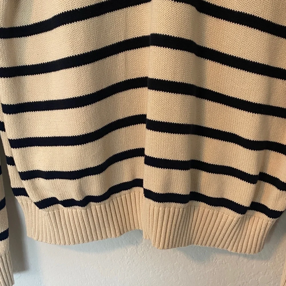 Brandy Melville Aleah Cream and Black  Zip-Up Sweater - Picture 5 of 10